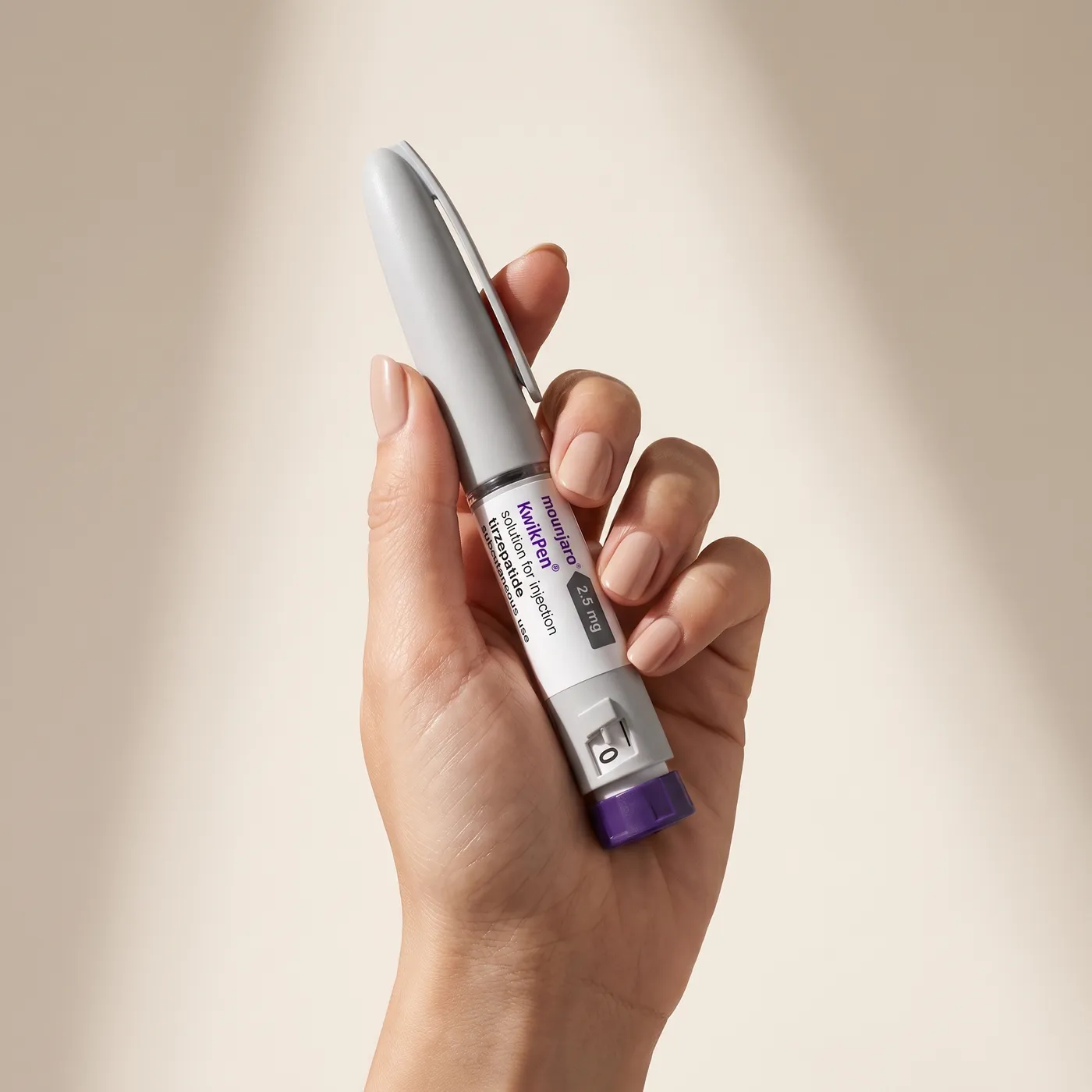 Mounjaro KwikPen held in a hand